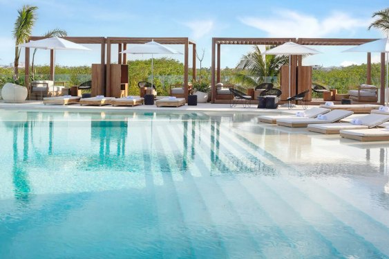 ResortPass pool