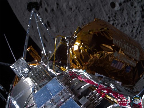 Quick thinking and a stroke of luck avert Moon lander disaster for Intuitive Machines